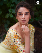 Load image into Gallery viewer, Aditi Rao Hydari In Priyal Saree
