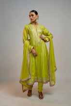 Load image into Gallery viewer, Golconda Aarohi AG Set
