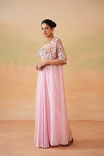 Load image into Gallery viewer, Light pink embroidery blouse, drape skirt and cape
