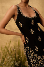 Load image into Gallery viewer, Black hand embroidered chanderi silk suit set with organza dupatta
