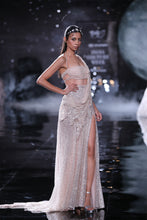 Load image into Gallery viewer, Elena draped sari set

