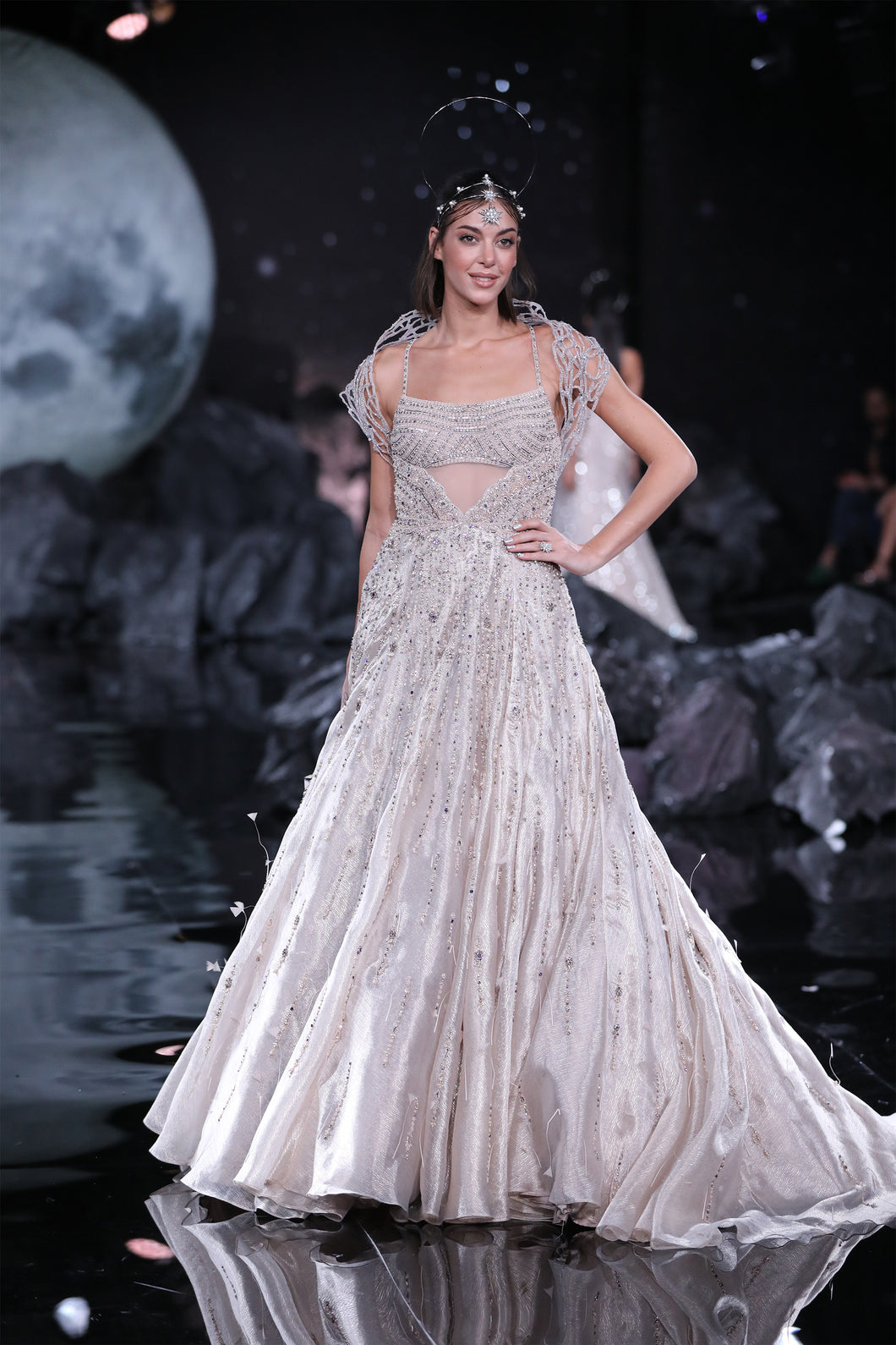 Athena Tissue Gown