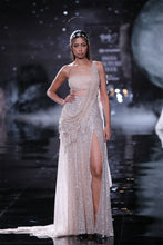 Load image into Gallery viewer, Elena draped sari set
