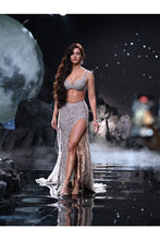 Load image into Gallery viewer, Selene Fitted Shimmer Tulle Skirt With Blouse And A Cape
