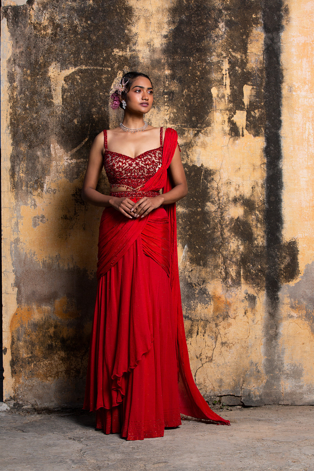 RED GEORGETTE DRAPE SAREE WITH BELT