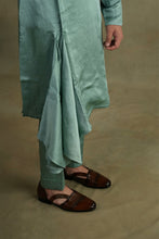 Load image into Gallery viewer, Chateau drape kurta set
