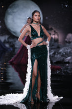 Load image into Gallery viewer, Cora Sheeted Skirt Paired With A Choli And Cape
