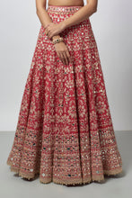 Load image into Gallery viewer, Laanya Lehenga Set
