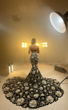 Load image into Gallery viewer, Elinor Lehenga Set
