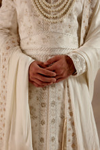 Load image into Gallery viewer, Gardenia White Sherwani Set
