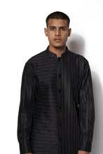 Load image into Gallery viewer, Black Short Textured Kurta Set
