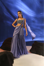 Load image into Gallery viewer, Amaris Drape
