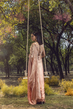 Load image into Gallery viewer, SALMON OMBRE SAREE
