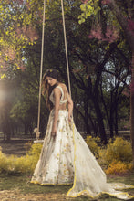 Load image into Gallery viewer, OFF WHITE 3D LEHENGA SET
