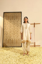 Load image into Gallery viewer, Short Kurta with Salwar and Dupatta
