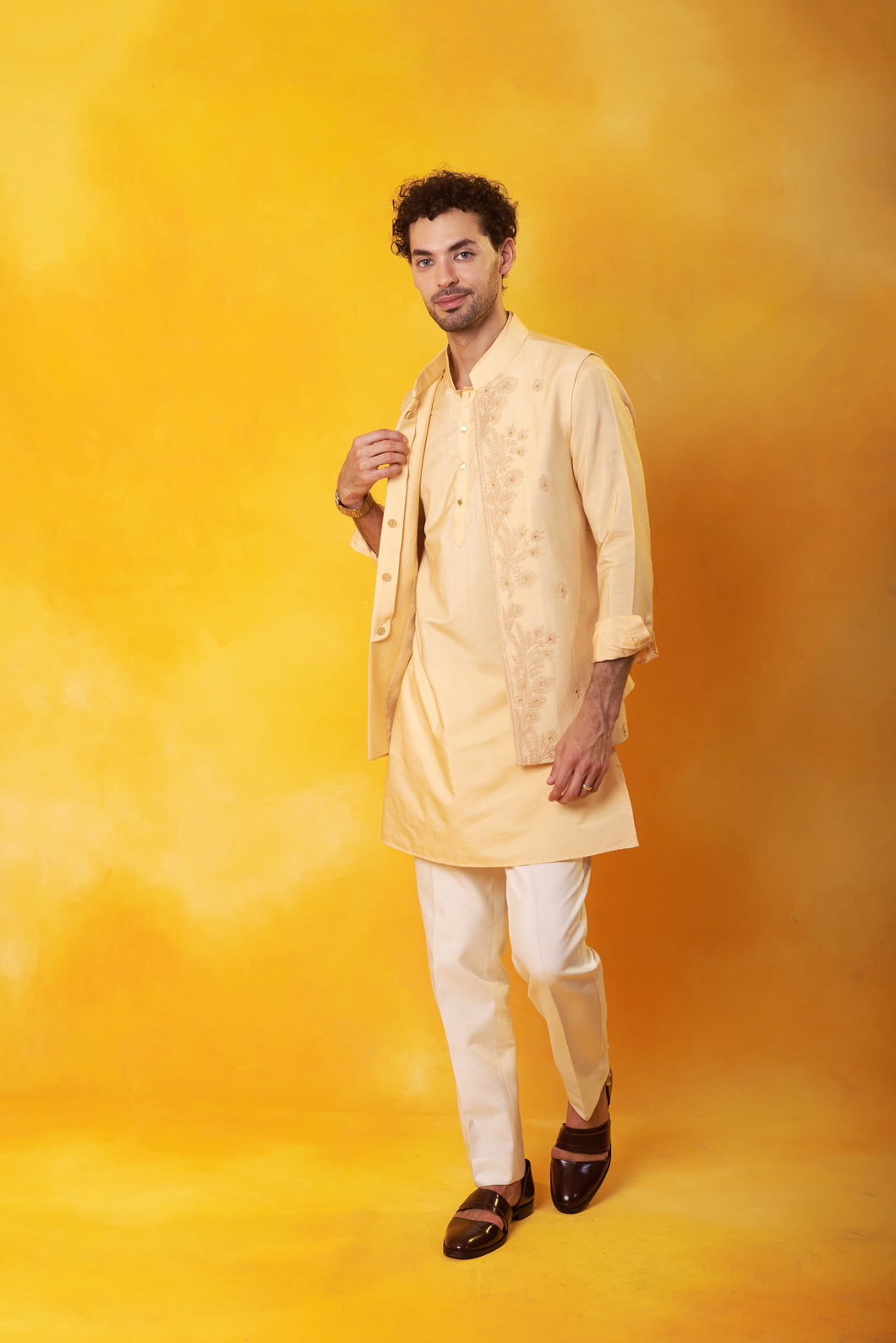 Peach Kurta and Nehru Jacket 2 in 1 open and close with Trouser
