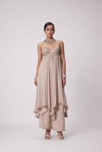 Load image into Gallery viewer, LIGHT BEIGE HIGH LOW KURTA SET
