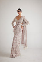 Load image into Gallery viewer, Ash Pink Chandelier Pearl Drop Saree Set
