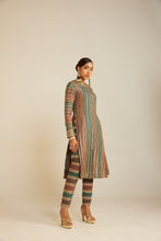 Load image into Gallery viewer, Mud Green Straight Kurta Pant Set
