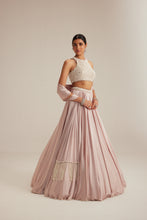 Load image into Gallery viewer, Ash Pink Satin skirt Set
