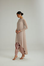 Load image into Gallery viewer, Ash Pink Pearl Drop Kurta set
