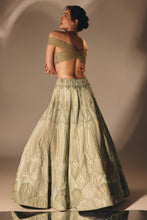 Load image into Gallery viewer, GREEN BRIDAL LEHENGA SET
