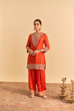 Load image into Gallery viewer, Naseha Burnt orange Dabka Zardozi Embroidered Short kurta Set

