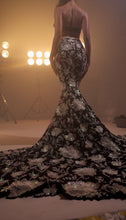 Load and play video in Gallery viewer, Elinor Lehenga Set

