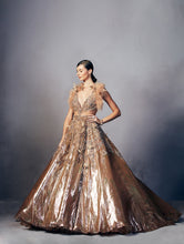 Load image into Gallery viewer, Cléa Lurex Bridal gown
