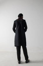 Load image into Gallery viewer, Black Handpainted Sleeveless Long Jacket Set
