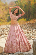 Load image into Gallery viewer, Rubene Silk Lehenga Set
