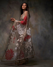 Load image into Gallery viewer, Nude Metallic Applique Saree
