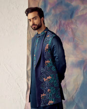 Load image into Gallery viewer, Portrait in Peacock Blue shrug set
