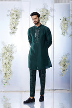 Load image into Gallery viewer, Emerald Green Mirror Open Sherwani Set
