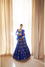 Load image into Gallery viewer, Royal Blue Small Flower Linear Lehenga Set
